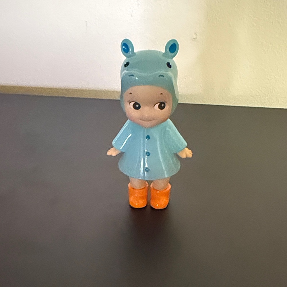 Sonny Angel Rainy Day Hippo
